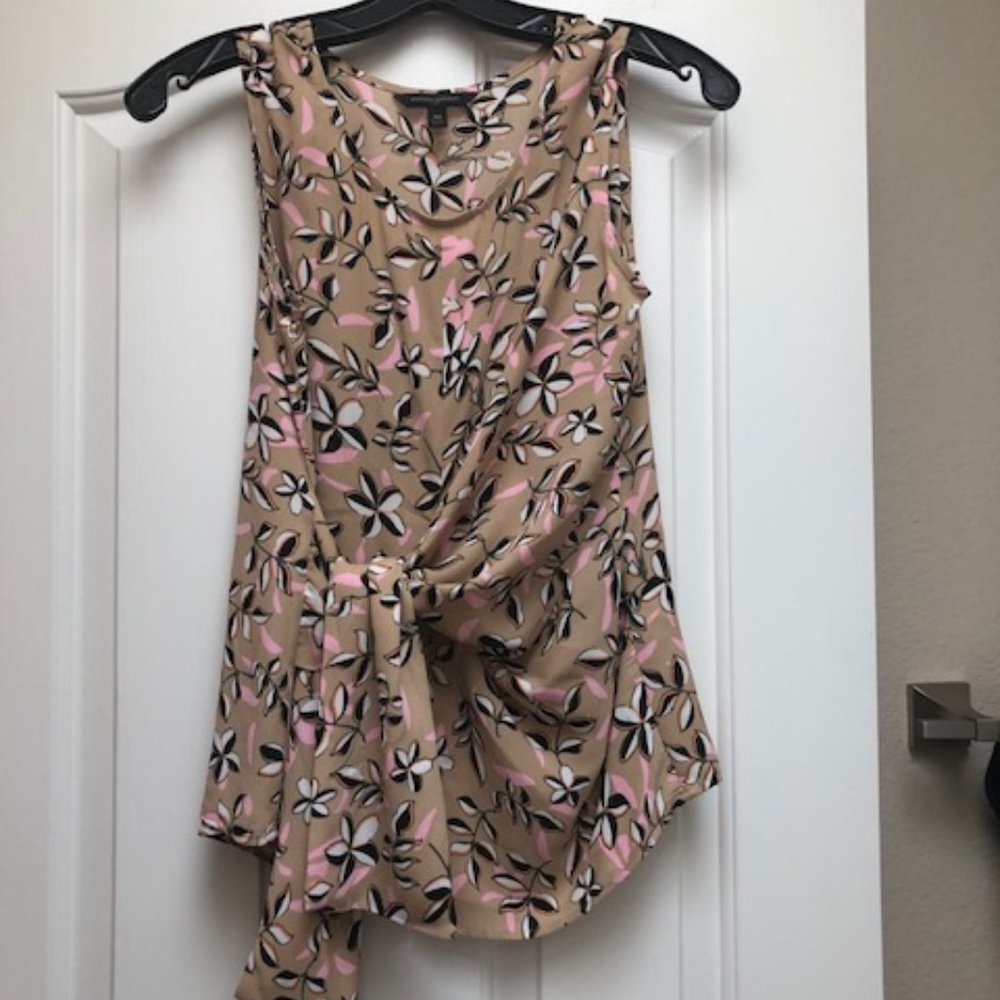 Banana Republic Sleeveless Top - XS